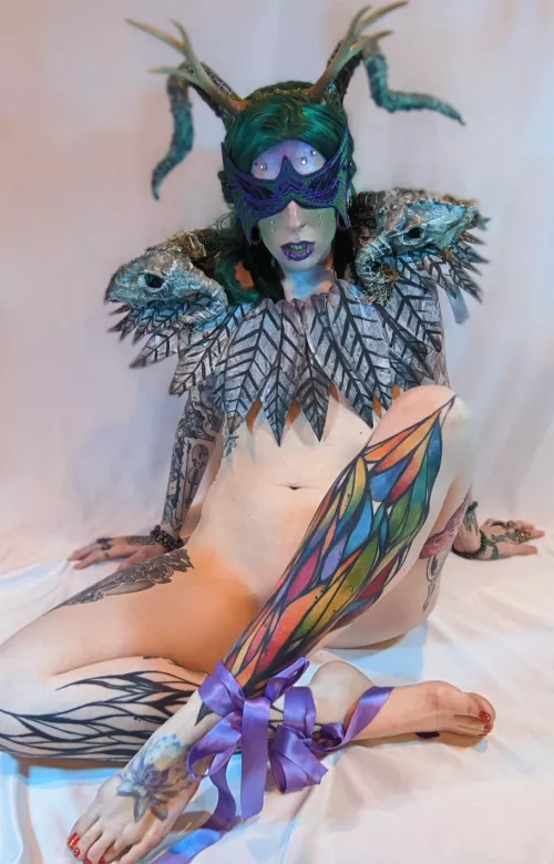 New colour on this tattoo. Suits the druid look, yes?