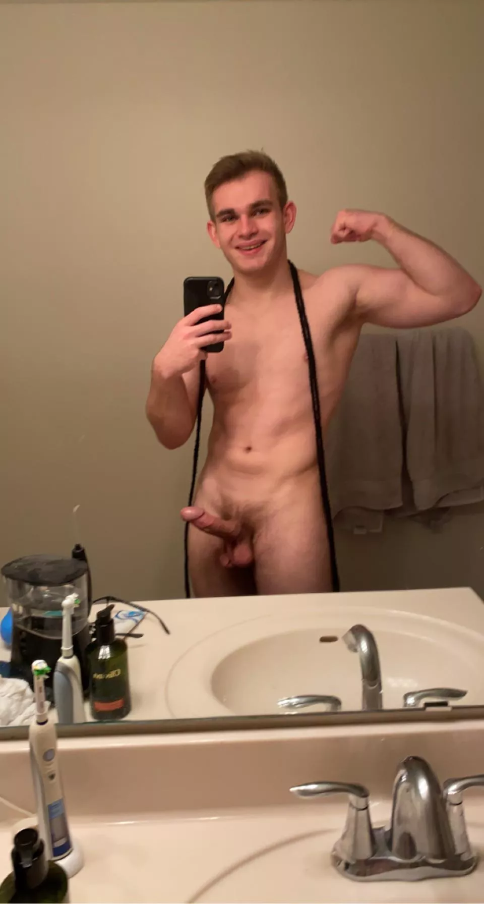 New haircut… also come tie me up New haircut… also come tie me up
