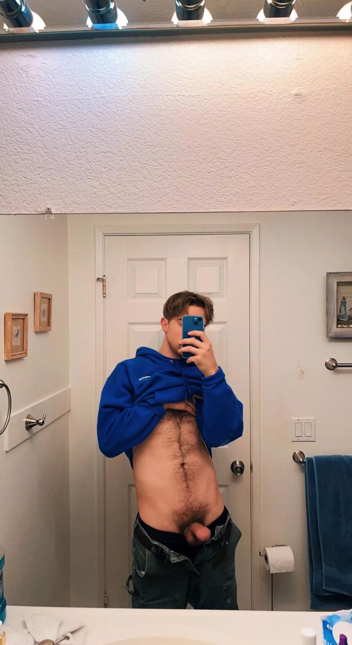 New haircut 💇‍♂️how’s it look?