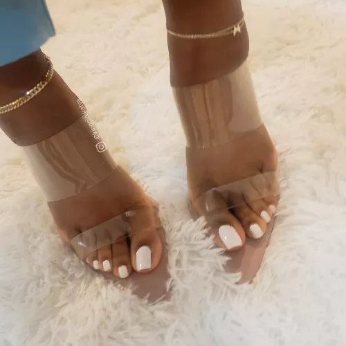 New looks, clear straps!