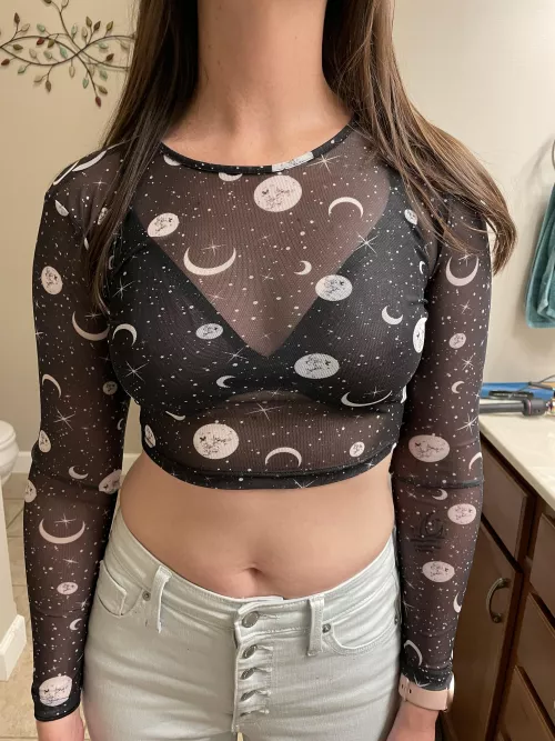 New outfit for an upcoming concert [F]