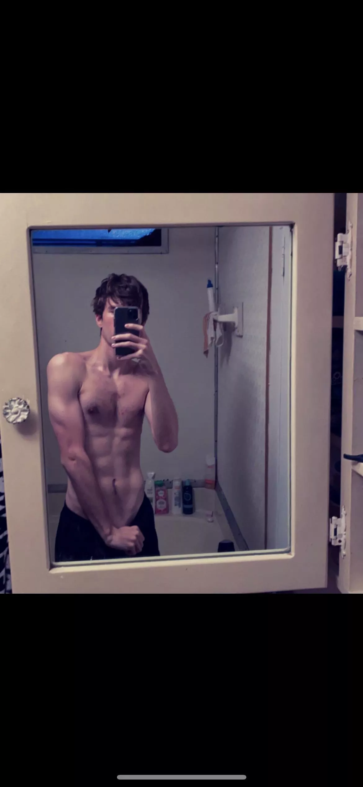 New to Reddit not to working out (18) (m) New to Reddit not to working out (18) (m)