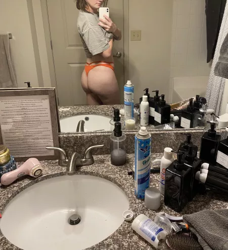 New to this π
 Just a young mom who wants to fulfill all your fantasies π