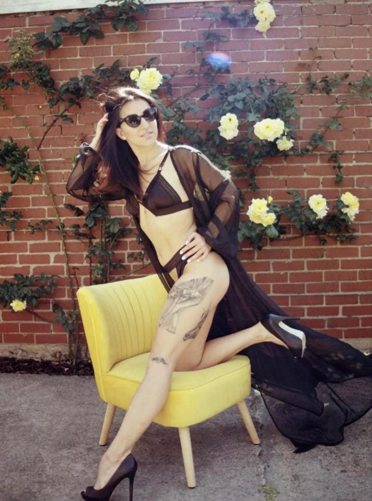 Night heels and a tight ass just saying hey