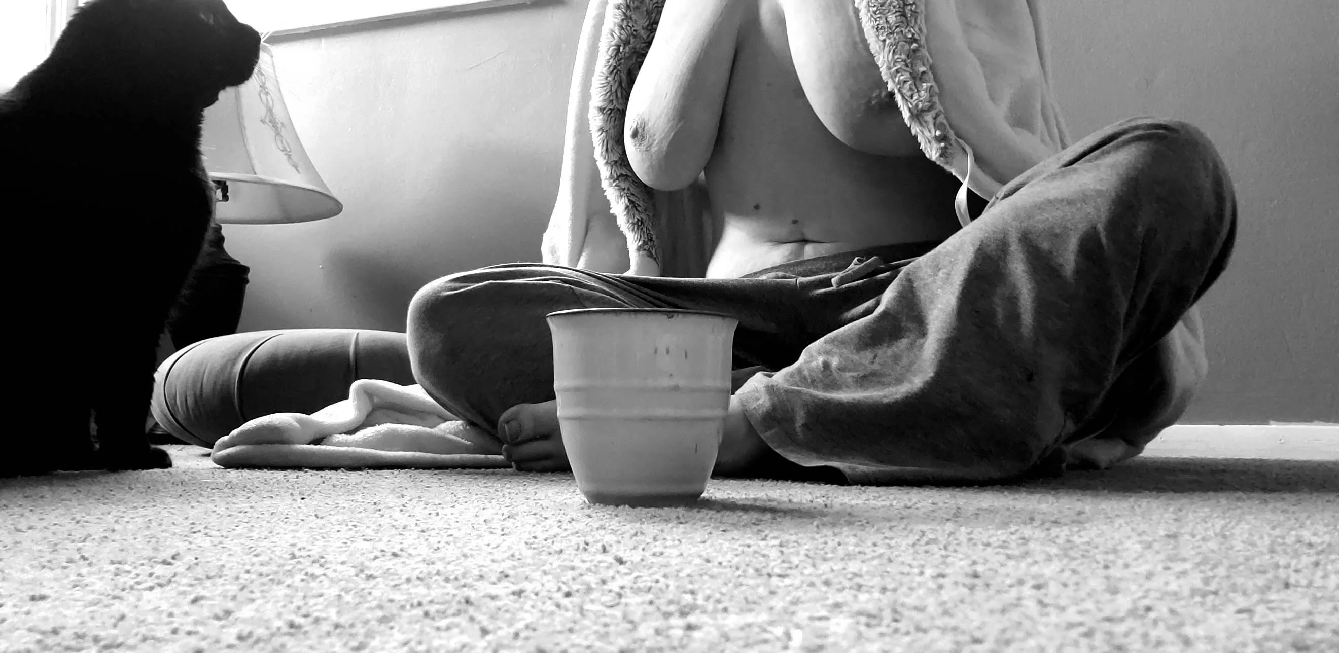 Night time coffee and conversation with the cat. 🖤☕ Night time coffee and conversation with the cat. 🖤☕