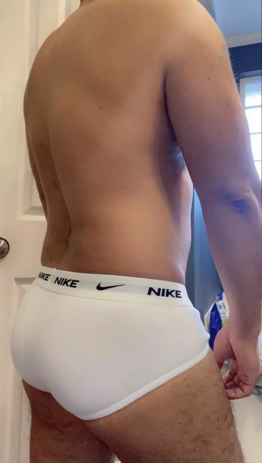 Nike briefs for the win 👏🏾