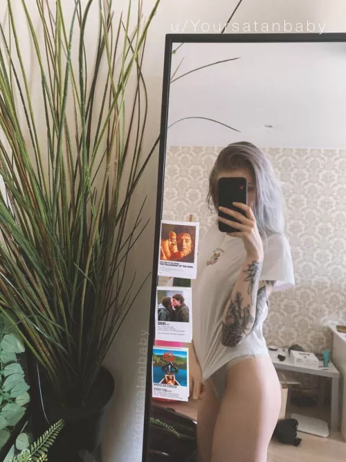 Nipples wants to be free 🥺👉👈will you help? 🥰😈💜