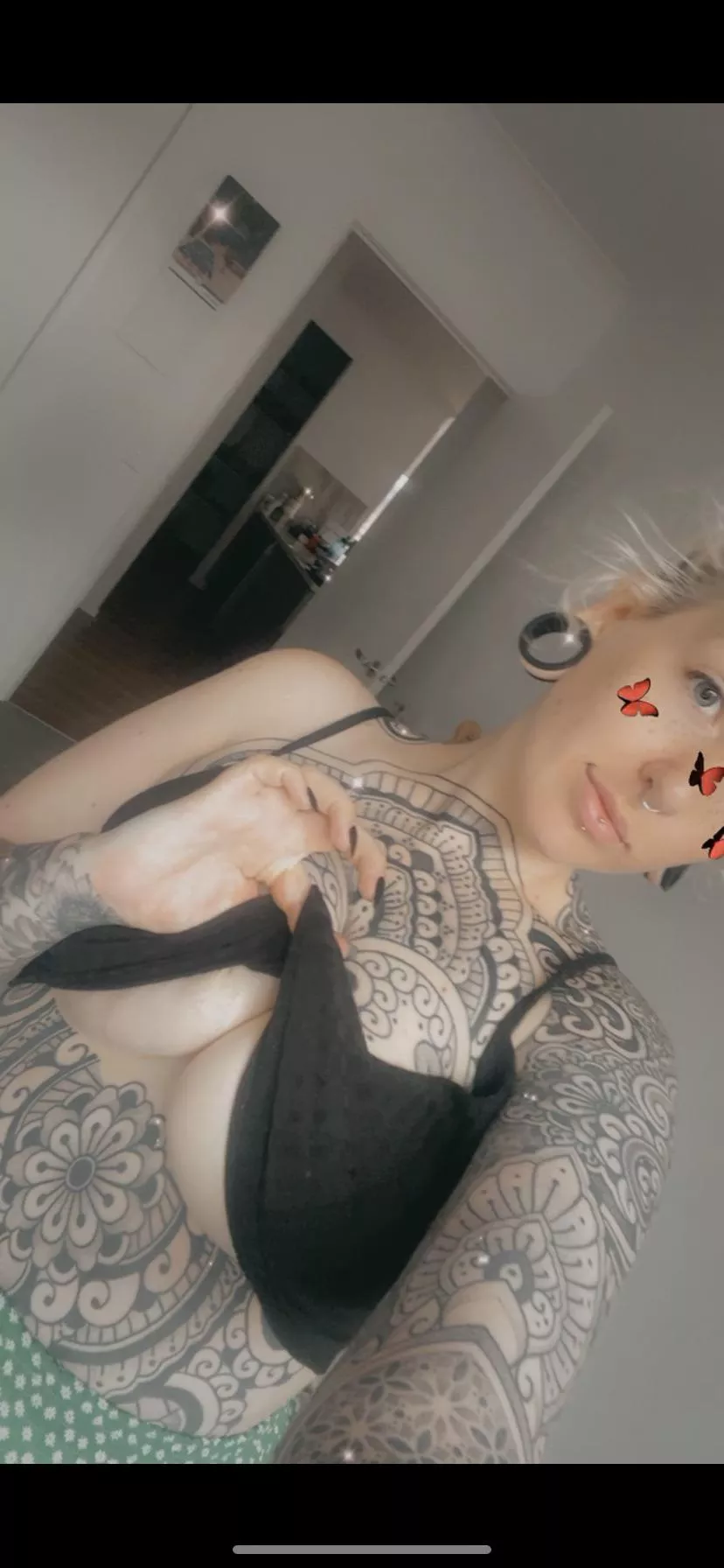 No bra? No worries 😜