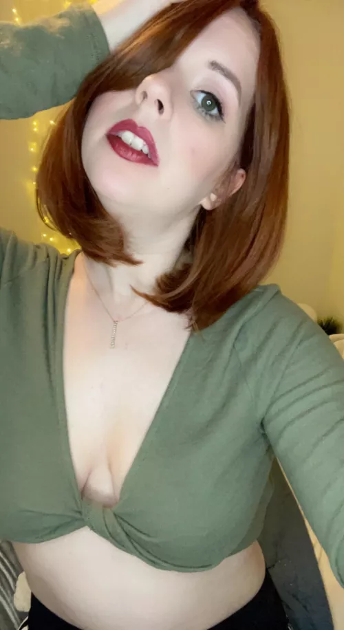 No bra, no worries ☺️ How was your Valentine’s Day?