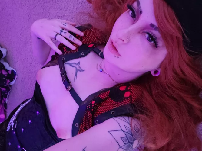 No face. No game [F]