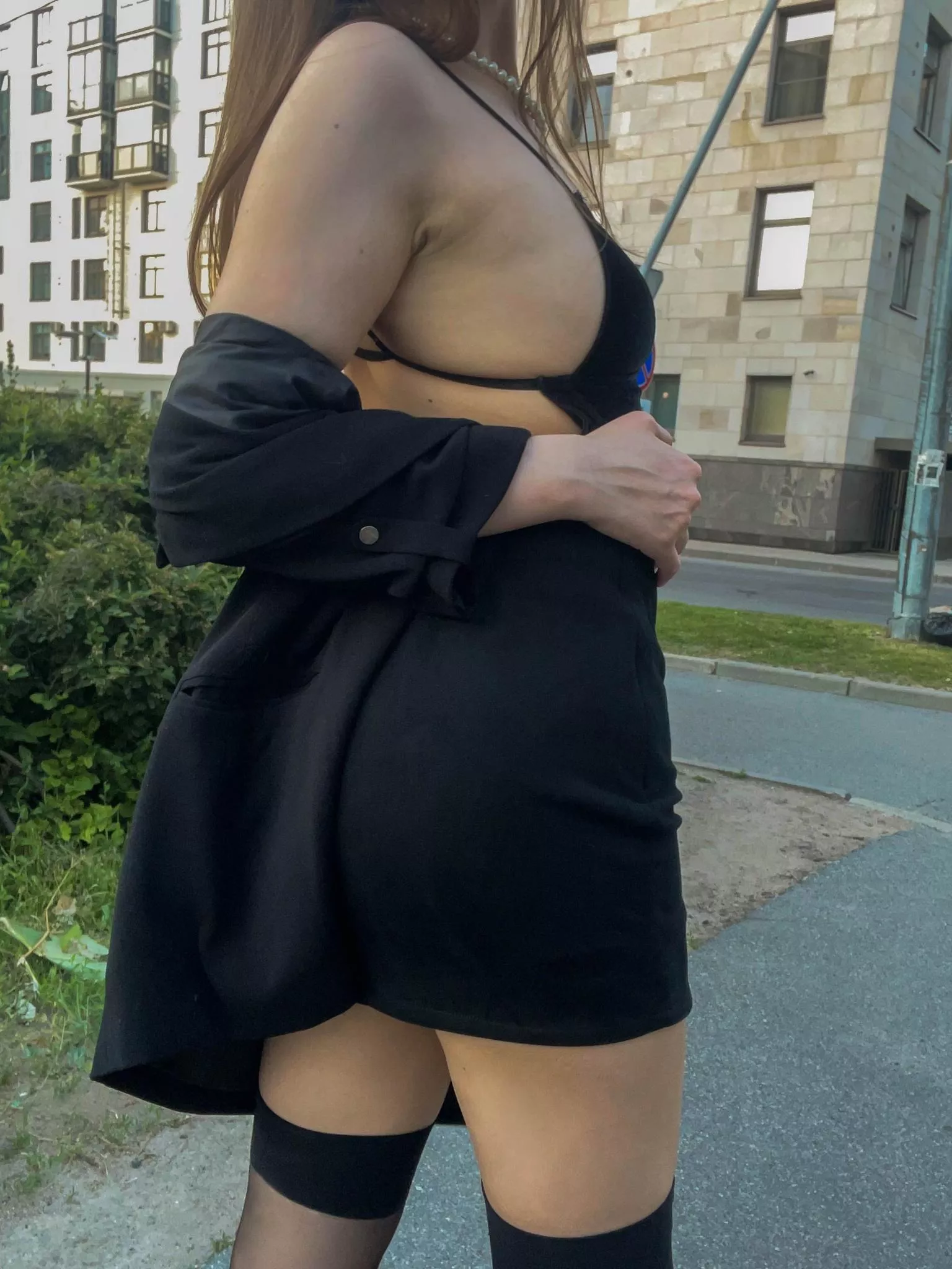 No one at all, I can just sit on my knees... should we