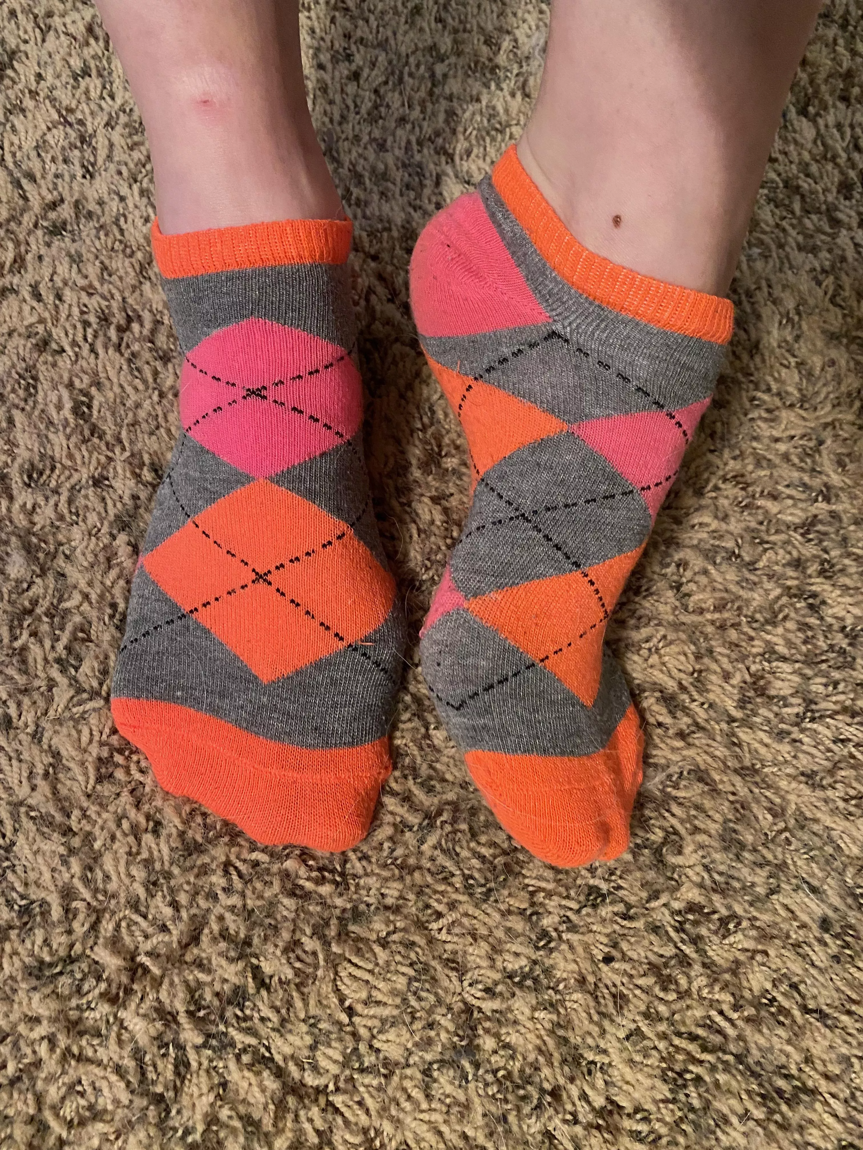No show socks on my tiny toes. 🧡