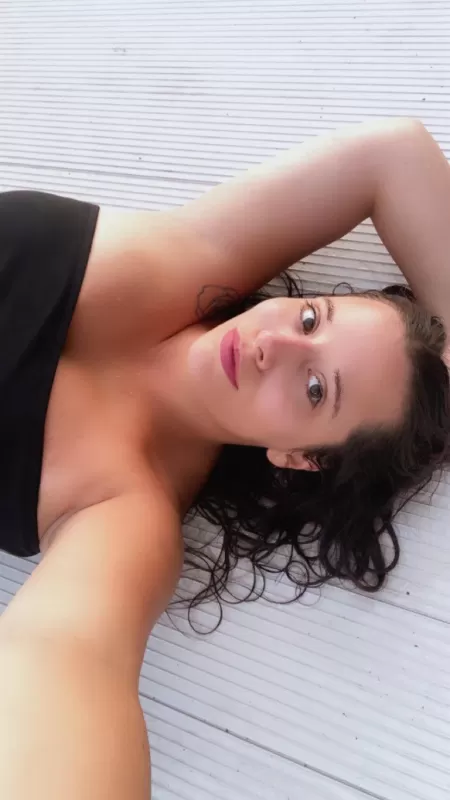 “Not a 10 but a solid neighborhood 9” made me laugh out loud. This group is great.