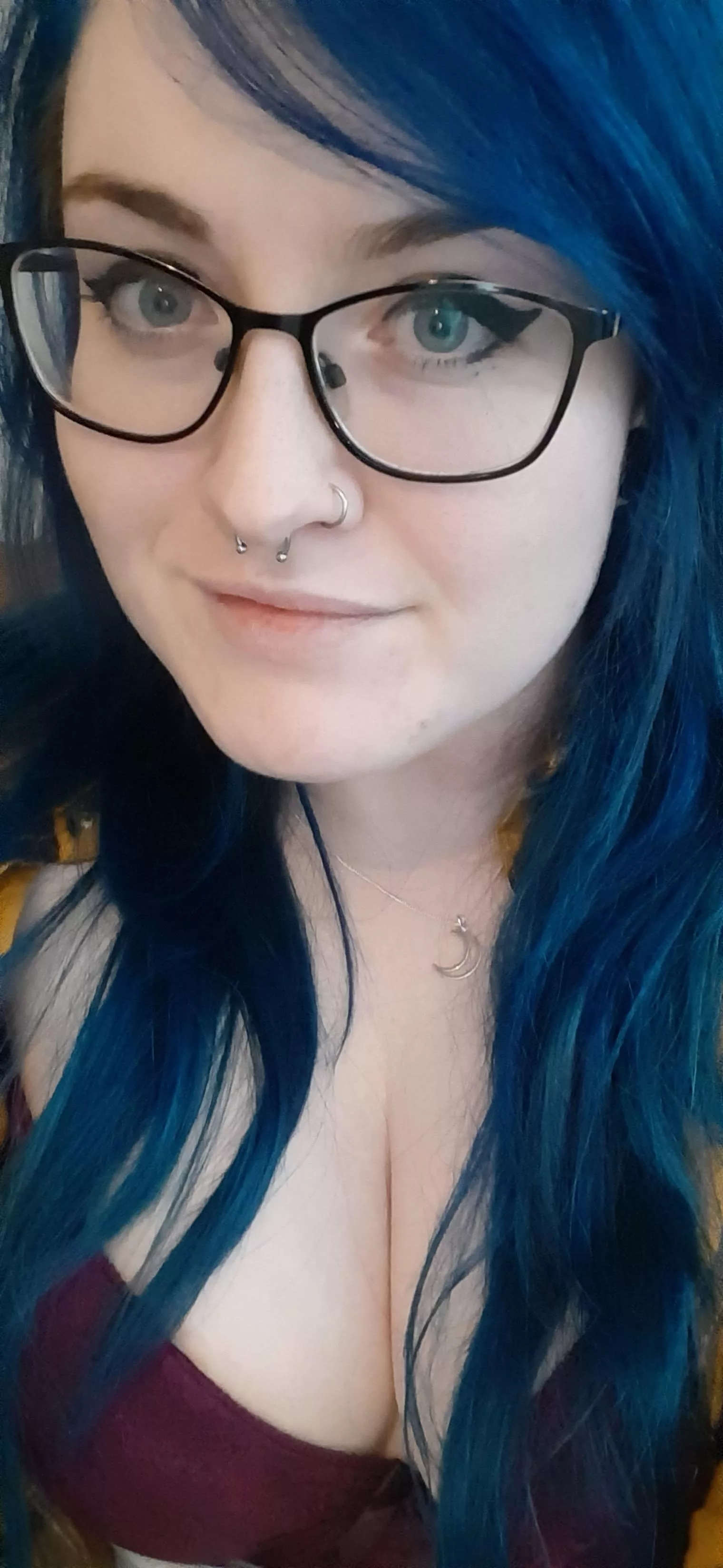 Not a sexy pic but I still think my glasses are cute 🙈