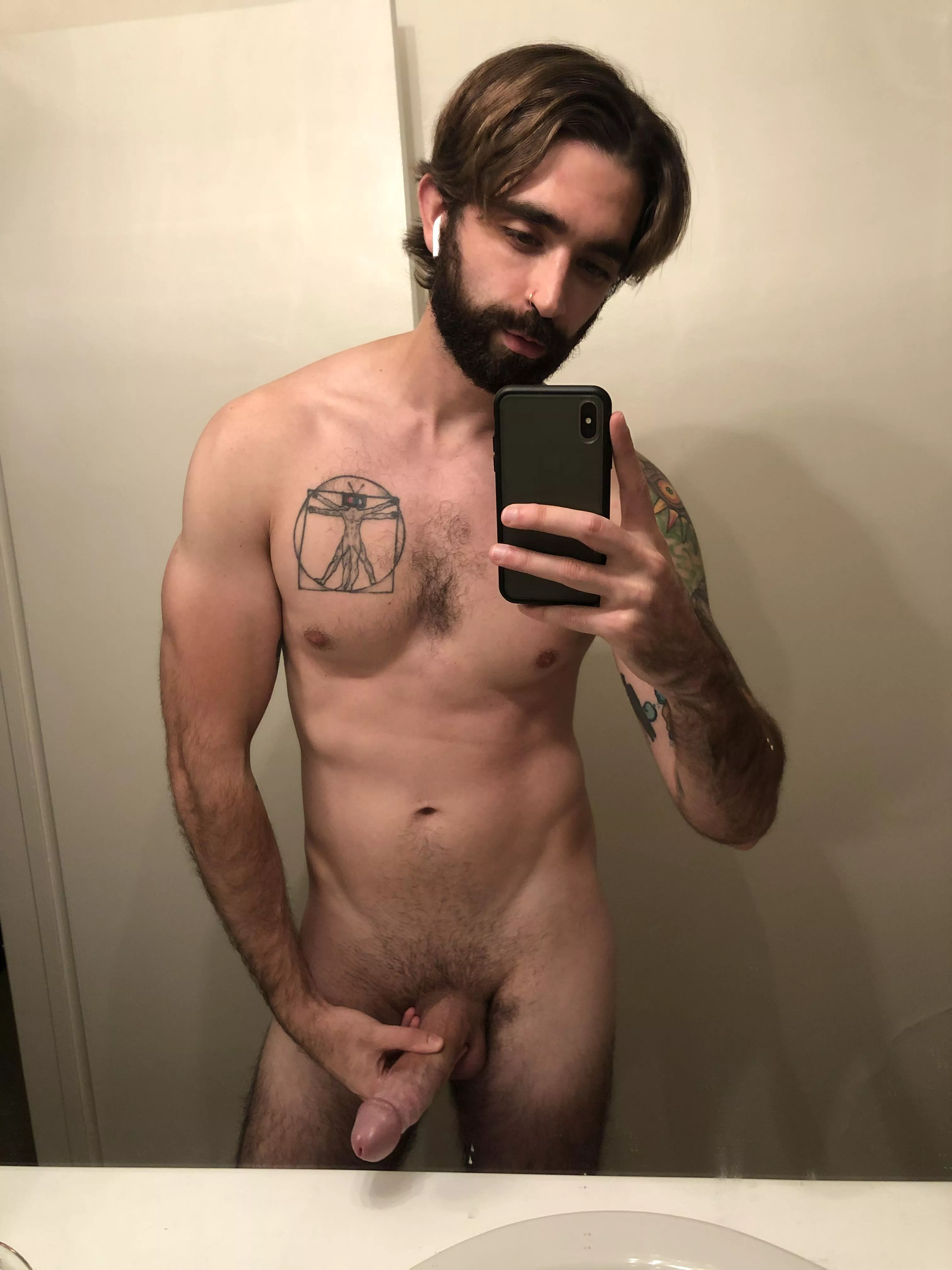 not getting any attention in real life, maybe reddit will give me some…