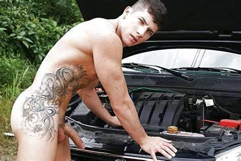 Not quite sure what you meant by 'Under the Hood' 😏(NOT-OC)