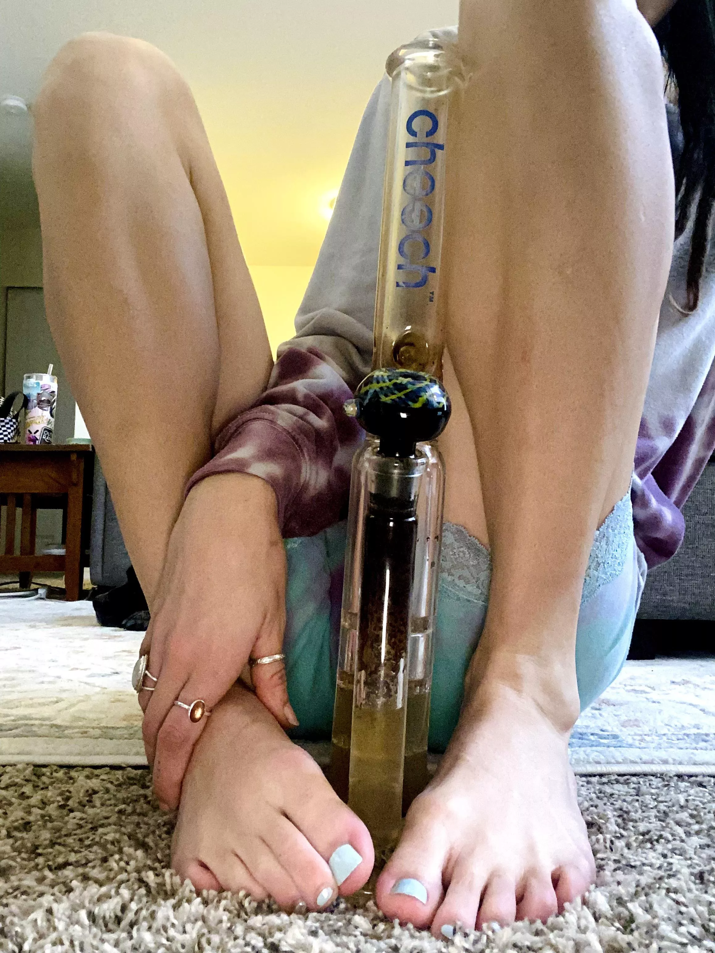 not sure whatβs dirtier - me, my bong or my soles ππ not sure whatβs dirtier - me, my bong or my soles ππ