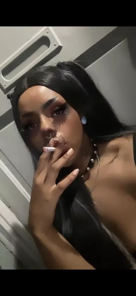Not the best quality 🤷🏽♀️ sucks I can’t smoke in my apartment