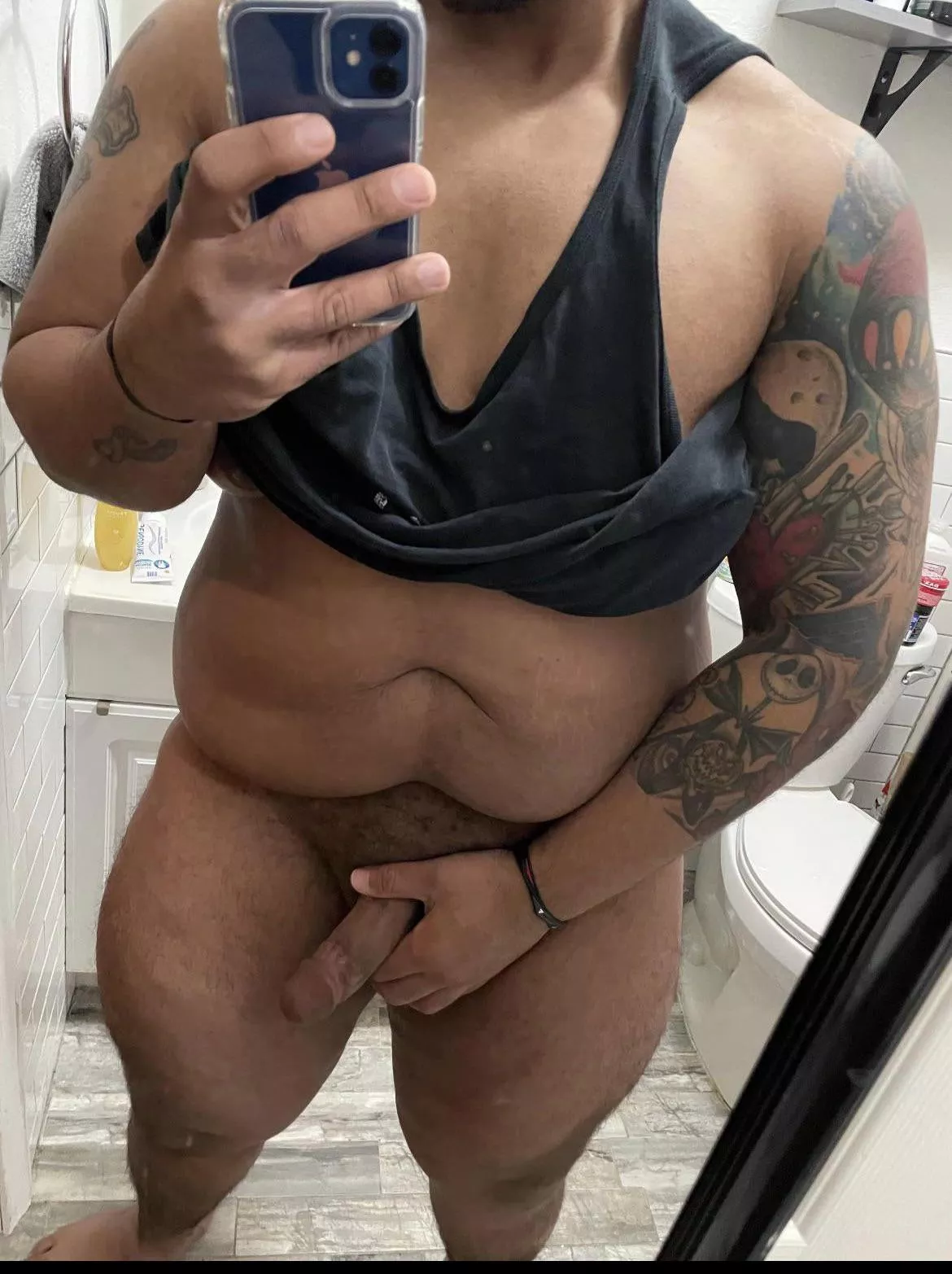 Not the biggest but I hold my own lol