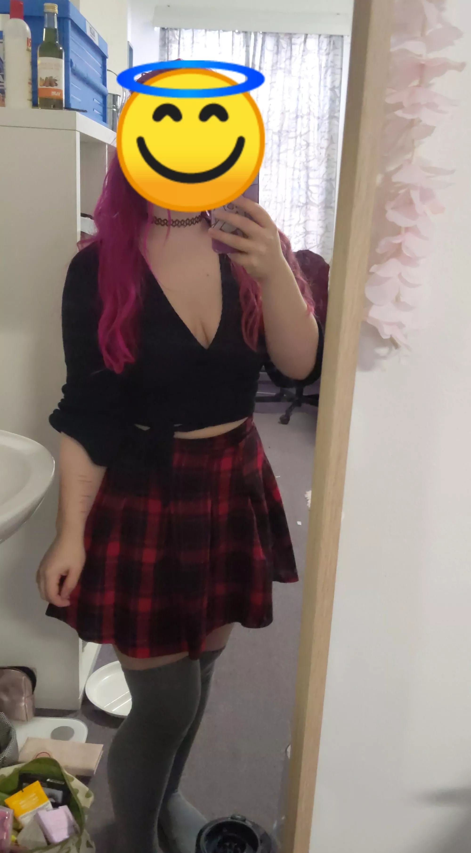 Not wearing any underwear and heading out🙈 should I flash the guy at Starbucks?🙈✨💕