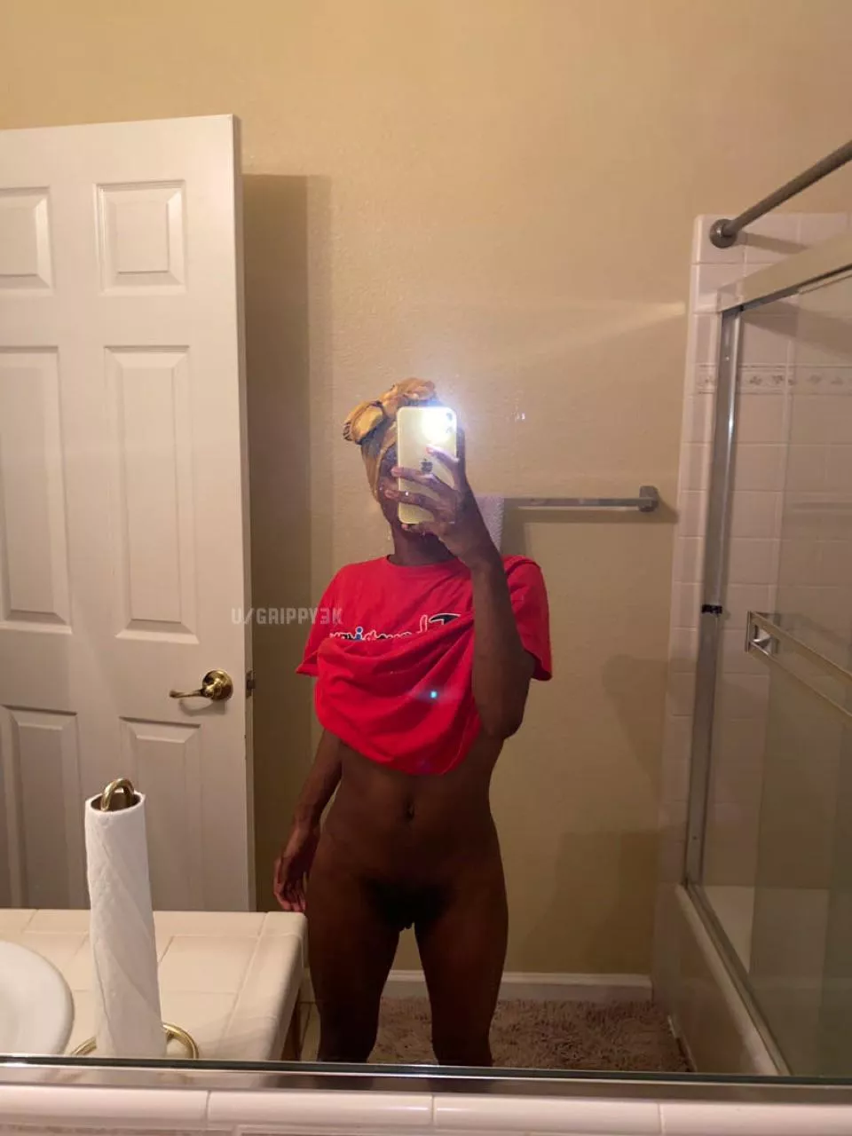 Not wearing panties is fun. I think I am down for a quickie 😋