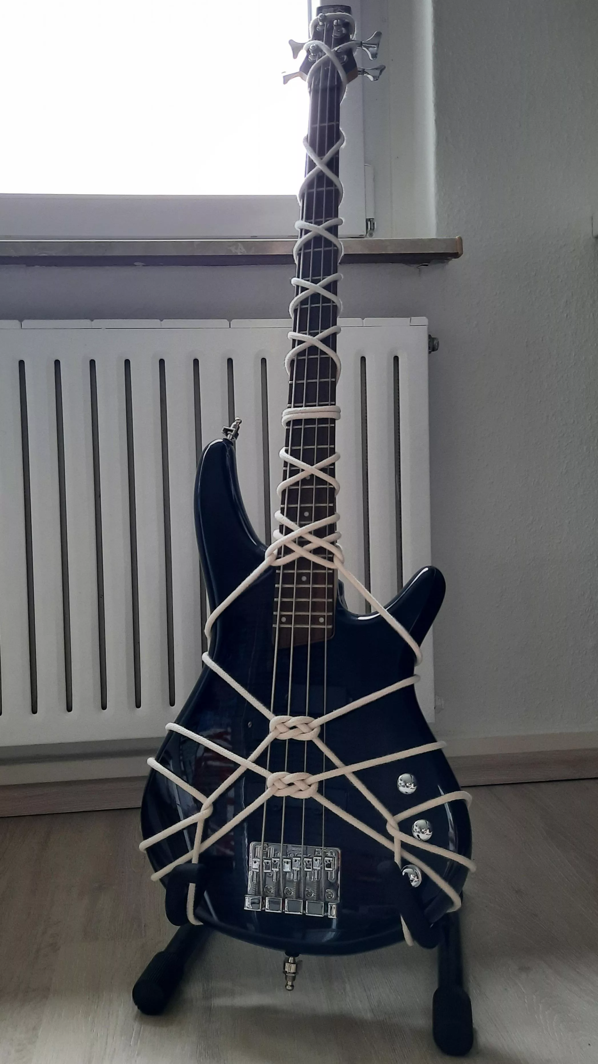 Not your usual tie, but fun practise nonetheless... Not your usual tie, but fun practise nonetheless...