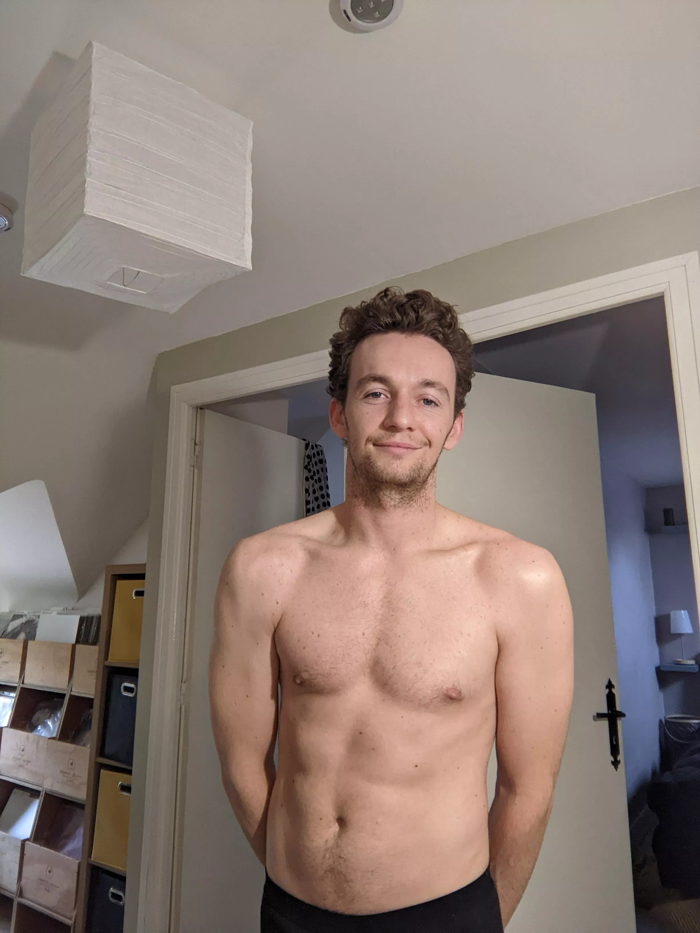 Nsfw. It's my birthday and Im a bit tipsy. Wish me happy birthday.