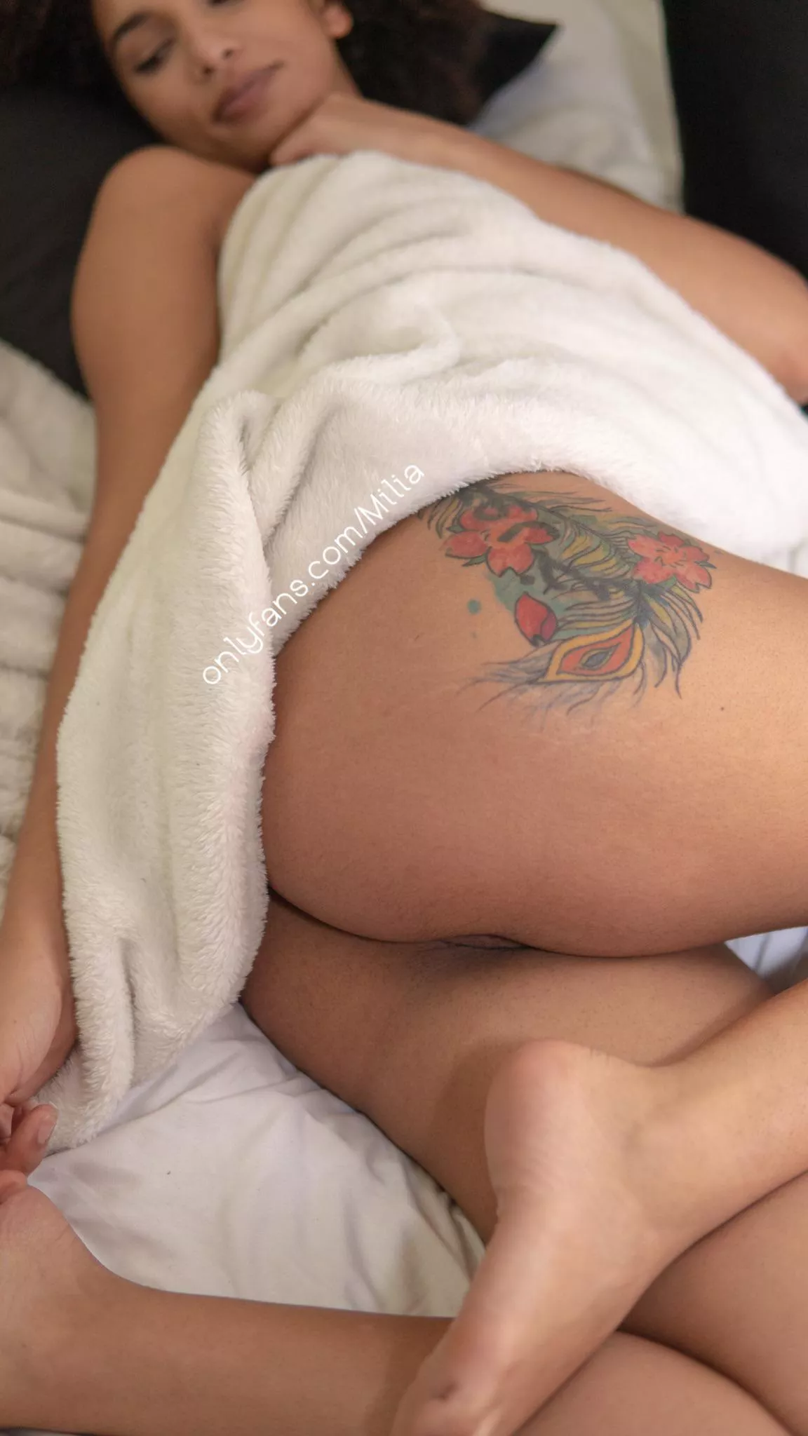 NSFW! POV: you’re sucking my toes and working your way up NSFW! POV: you’re sucking my toes and working your way up