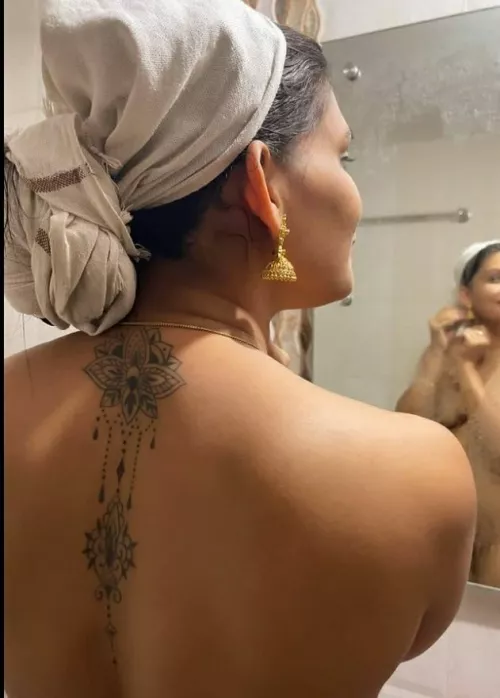 Nude MILF Just after a shower βΊοΈ