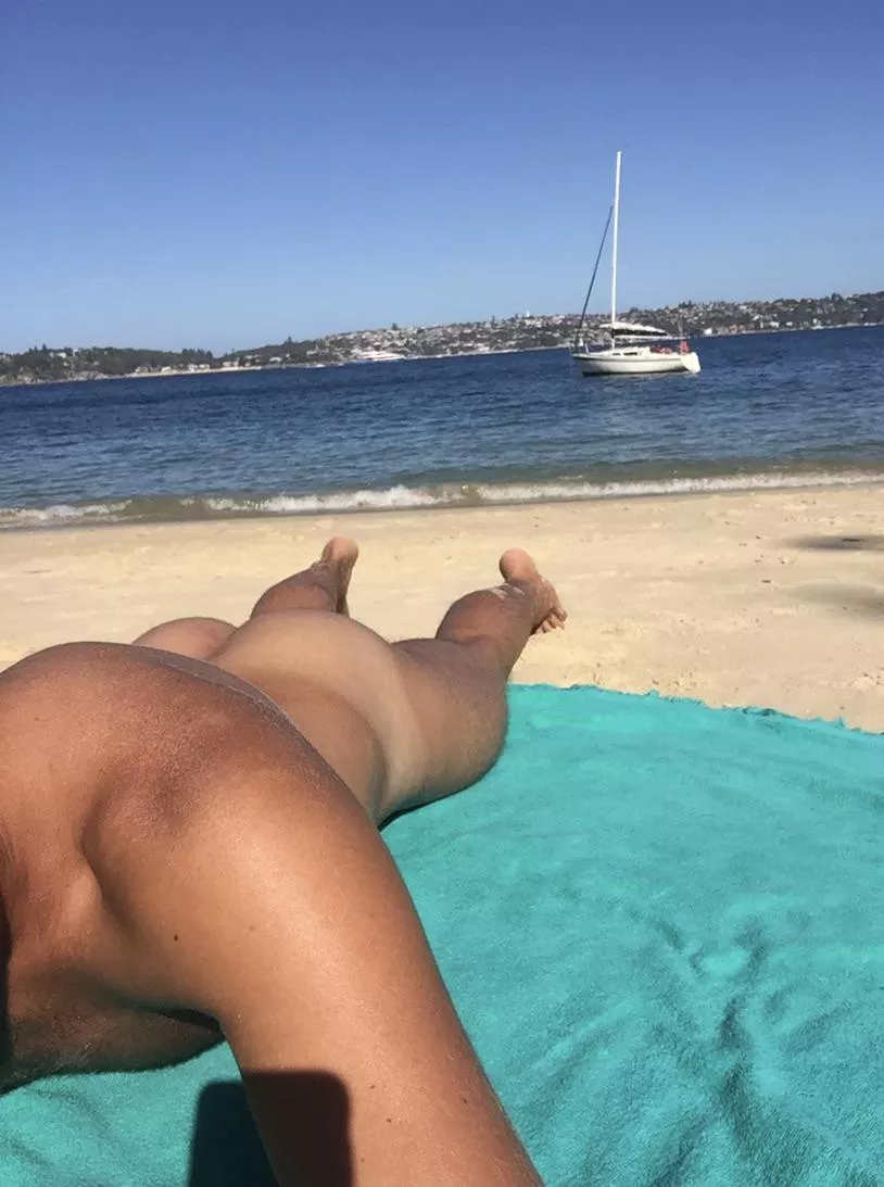 Obelisk beach Sydney