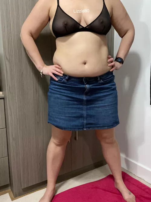 [OC] 41 years old and I still feel sexy I love to show off my body x