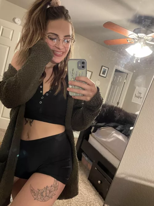 [OC] 😌 a happy, slutty little thing. Make me blush