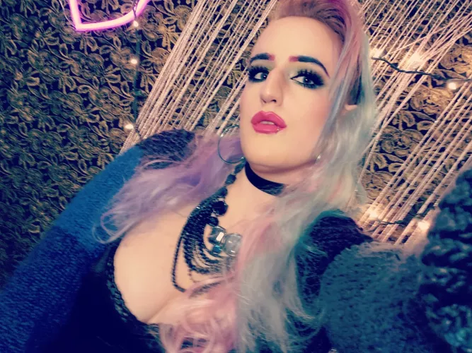 [OC] All about the hair 💙💗