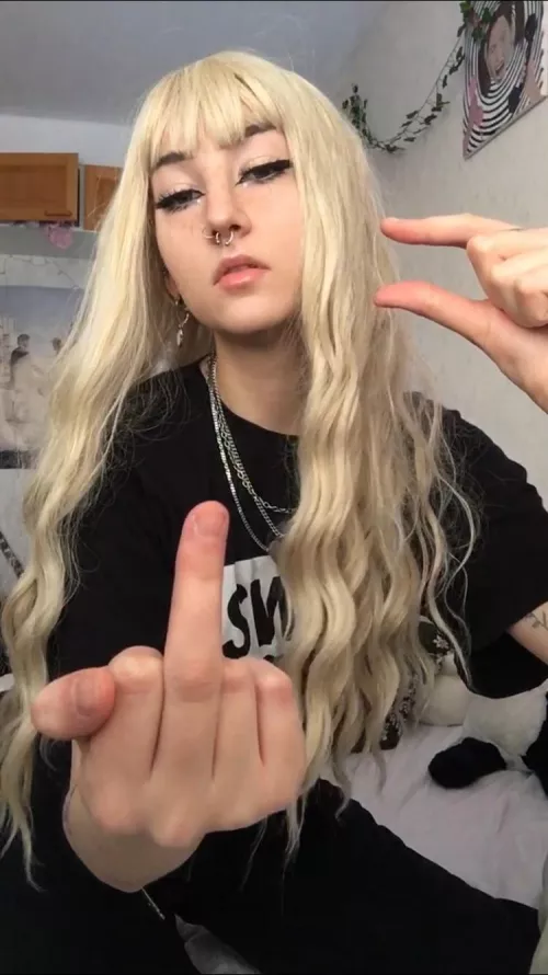 [oc] hahah your shrimp might be the smallest i’ve ever seen 🤣 how do you live with yourself??