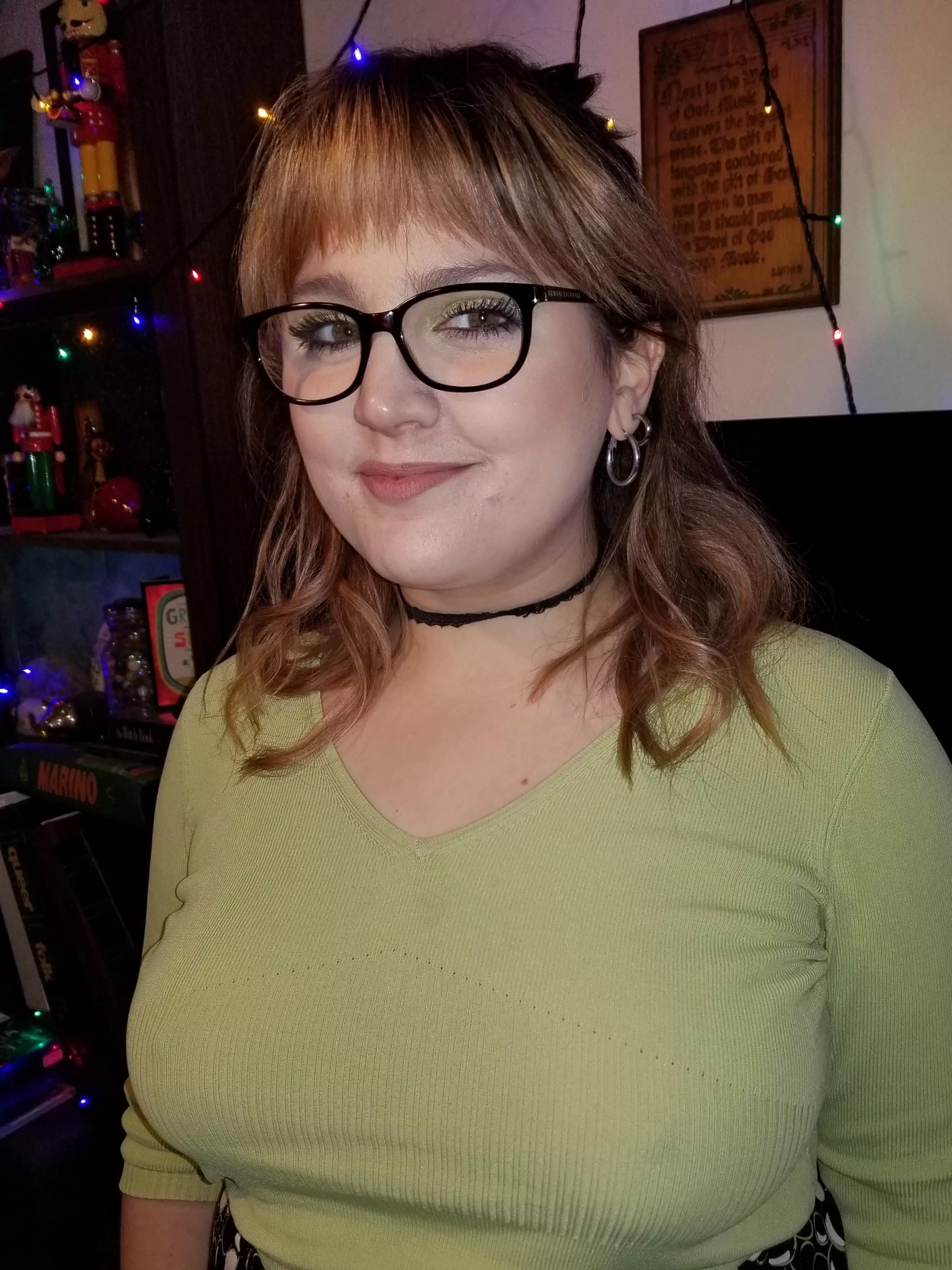 [OC] hope you enjoy more of my delicious [F]25 wife's perfect naturals! She ALWAYS looks better braless