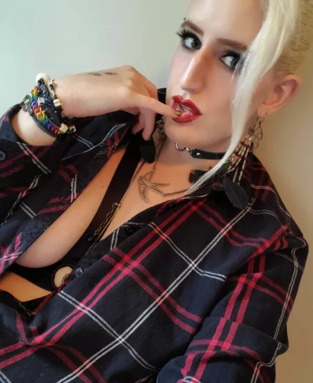 [OC] I've got a naughty little surprise under this comfy flannel 💋⛓️