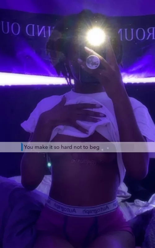 [oc] using your pitiful messages to censor my nudes. embarrassment will become your only feeling