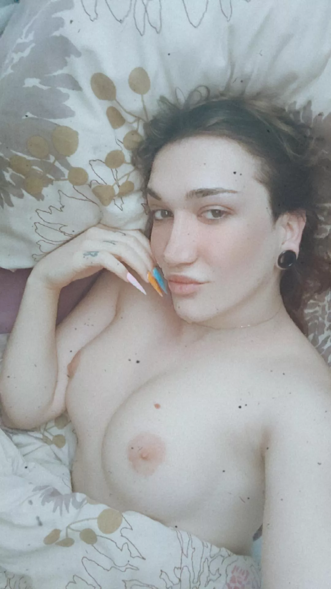 {OC} Would u like wake up beside this pretty face? 🥺