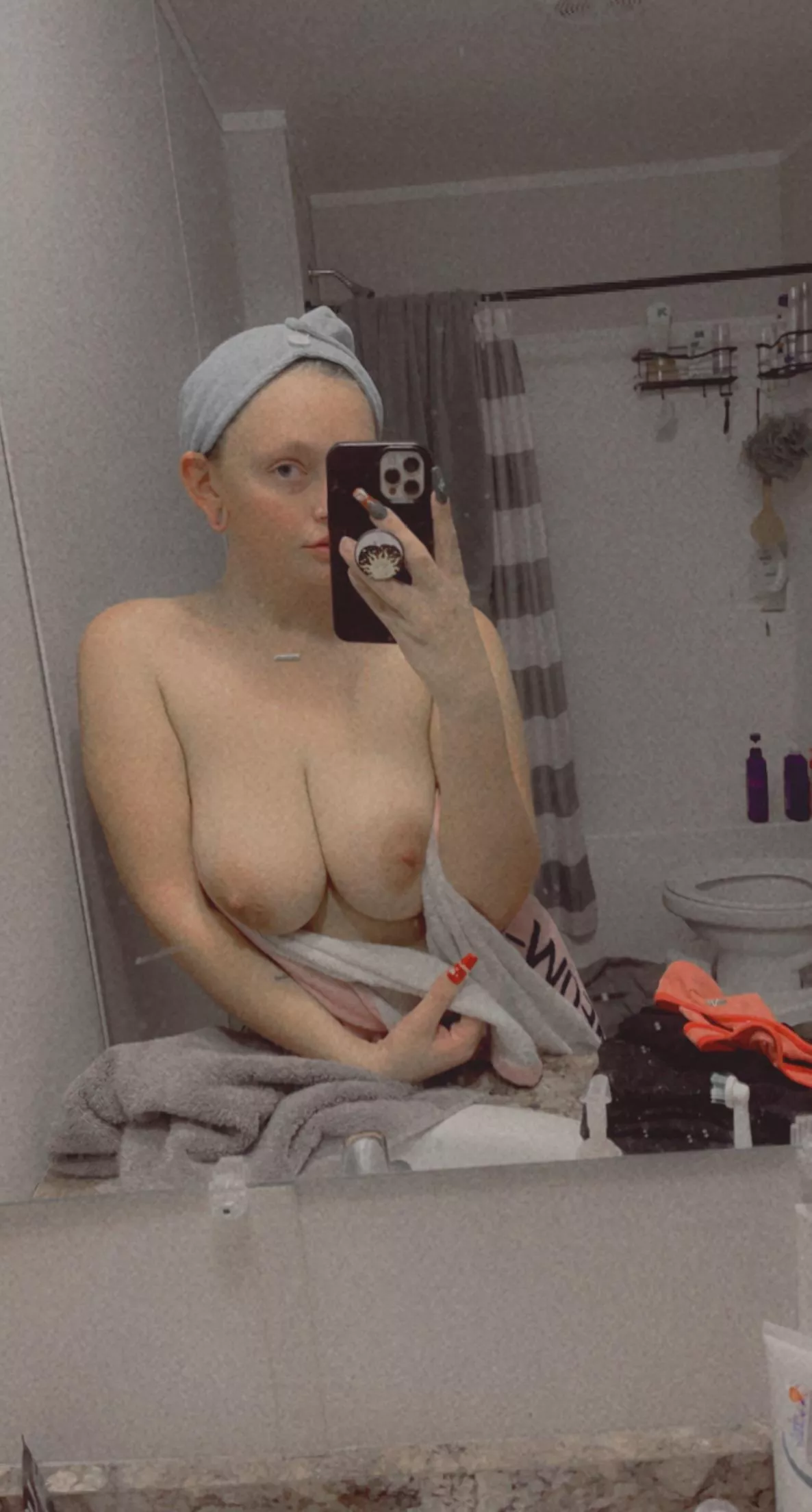 Oh hey, it’s been a whole month since I’ve posted 😘