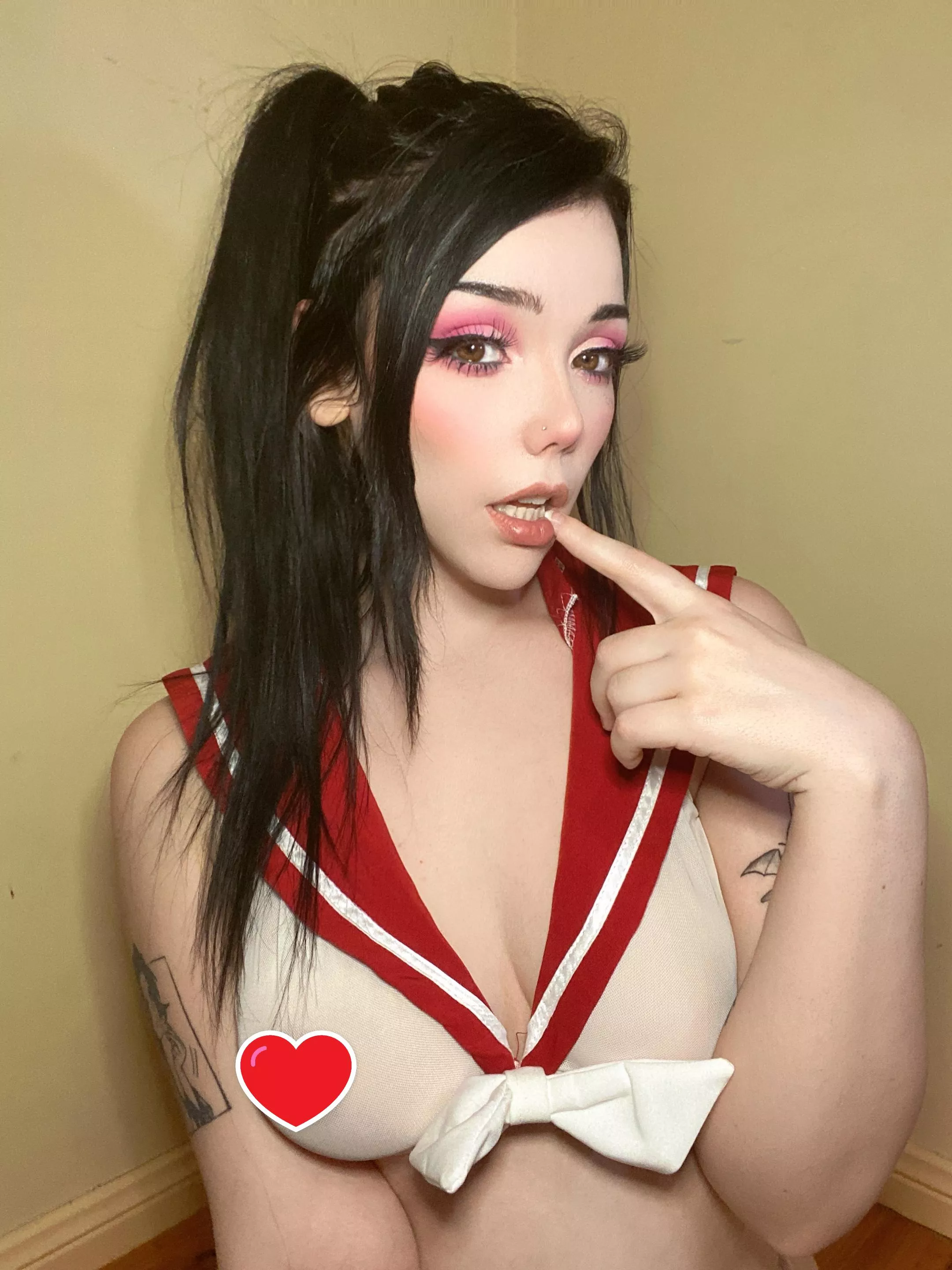 Oh 🥺 is that big bulge in your pants for me? 🤭 My onlyfans has free trials 🥰 AliciaAhegao