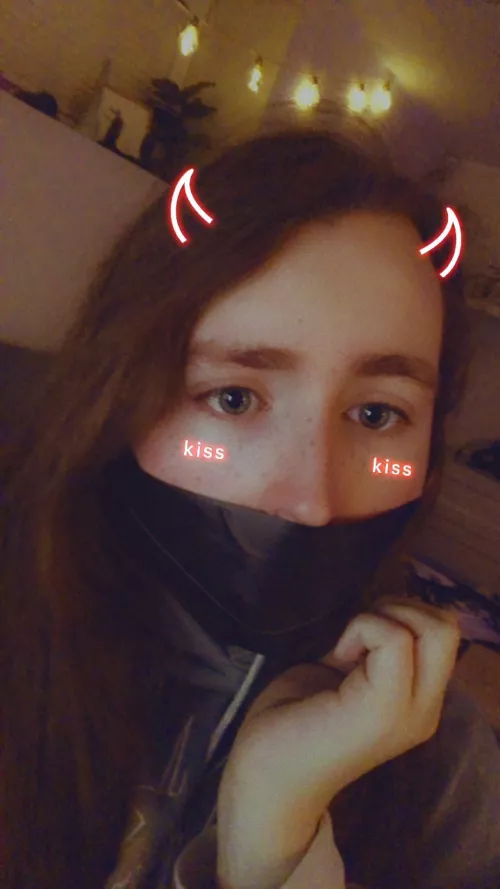 Oh no I sure hope nobody comes in and take advantage of me rn