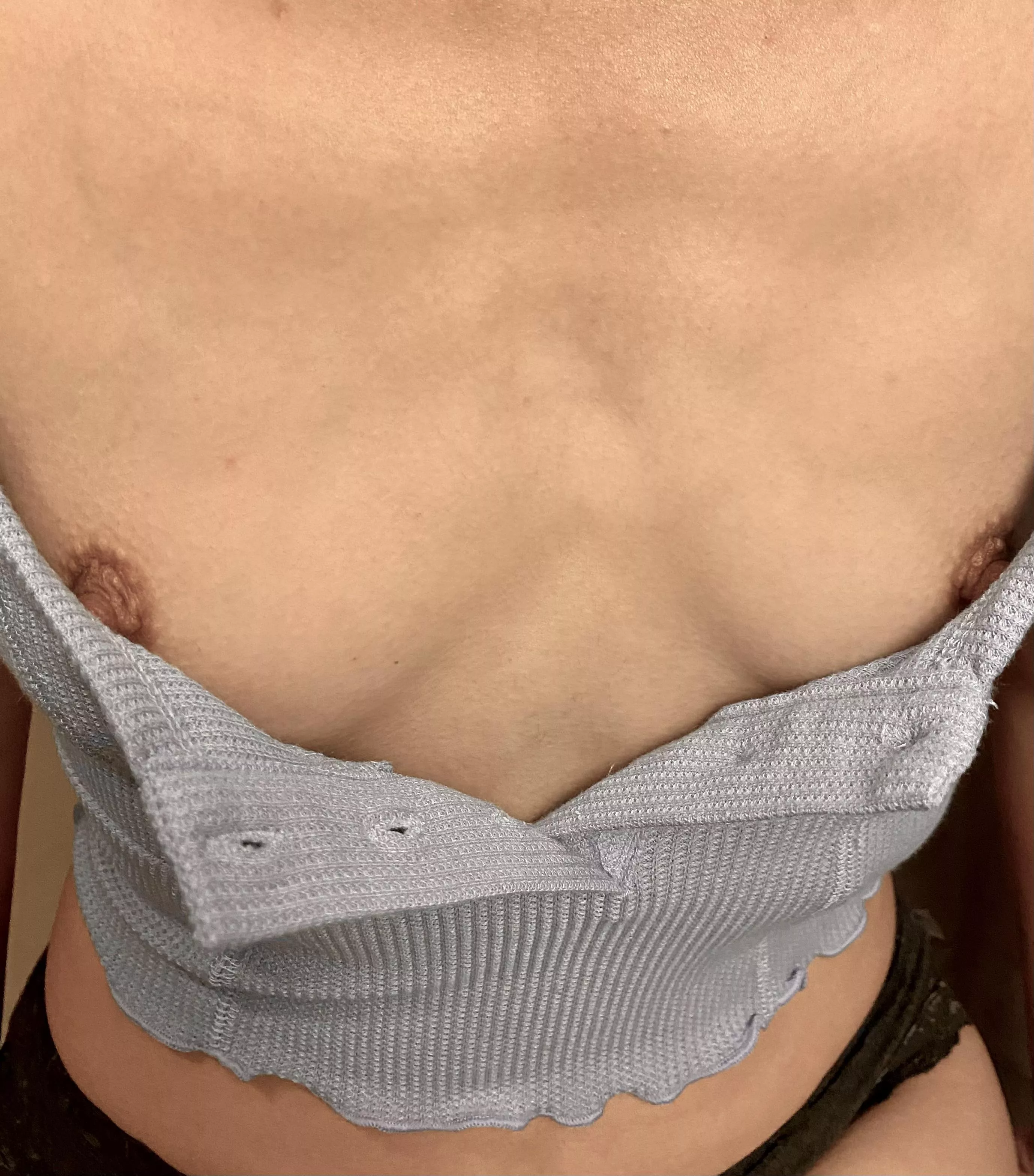 Oh no my button popped ! Did you notice ?