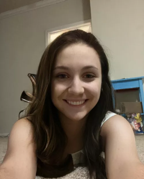 Ok I may have accidentally gone past the femboy threshold and made myself a girl