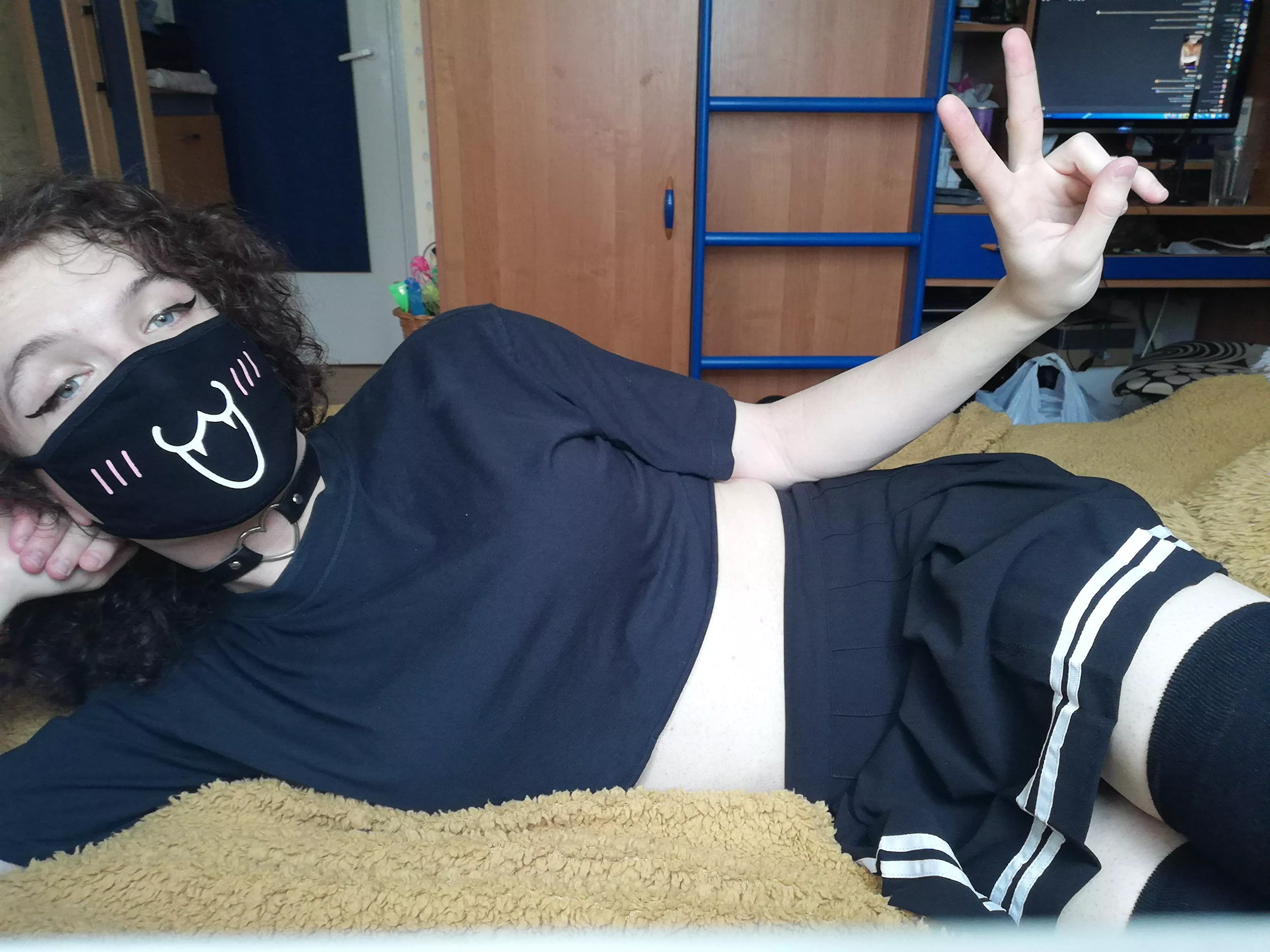 Old pic, but I thought it's pretty cute :3