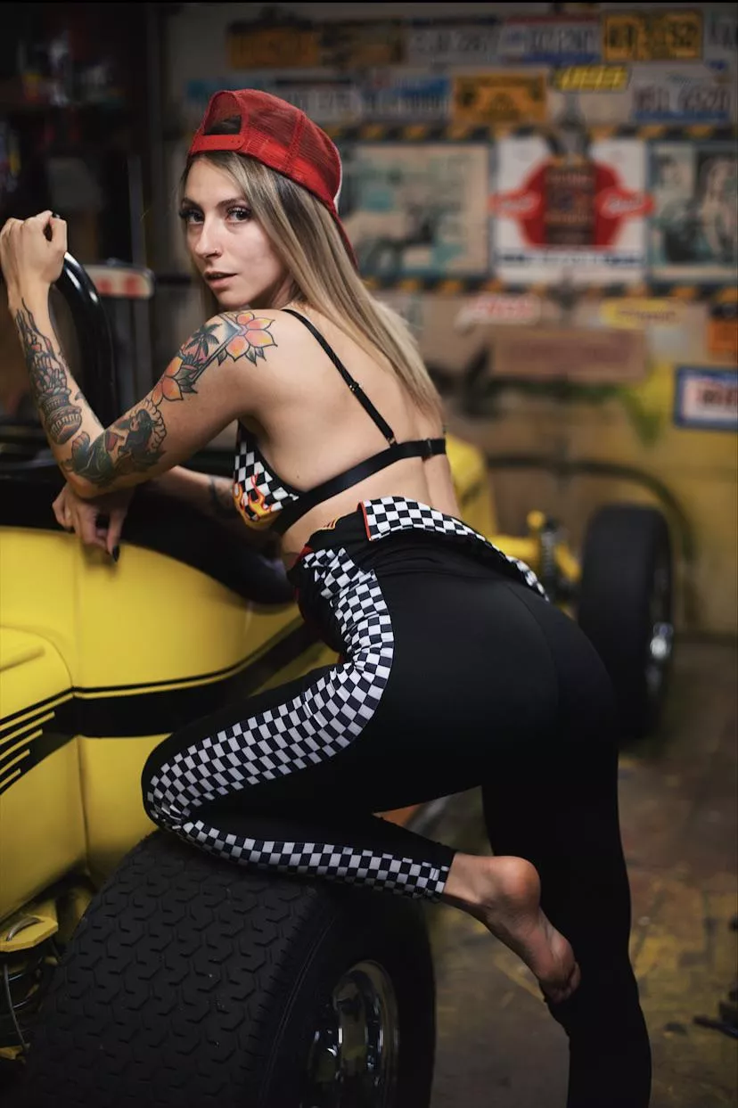 Old school nudes by angdollarsign
