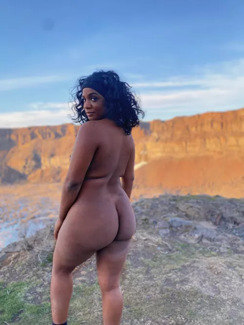 Omg went on a hike and forget my clothes