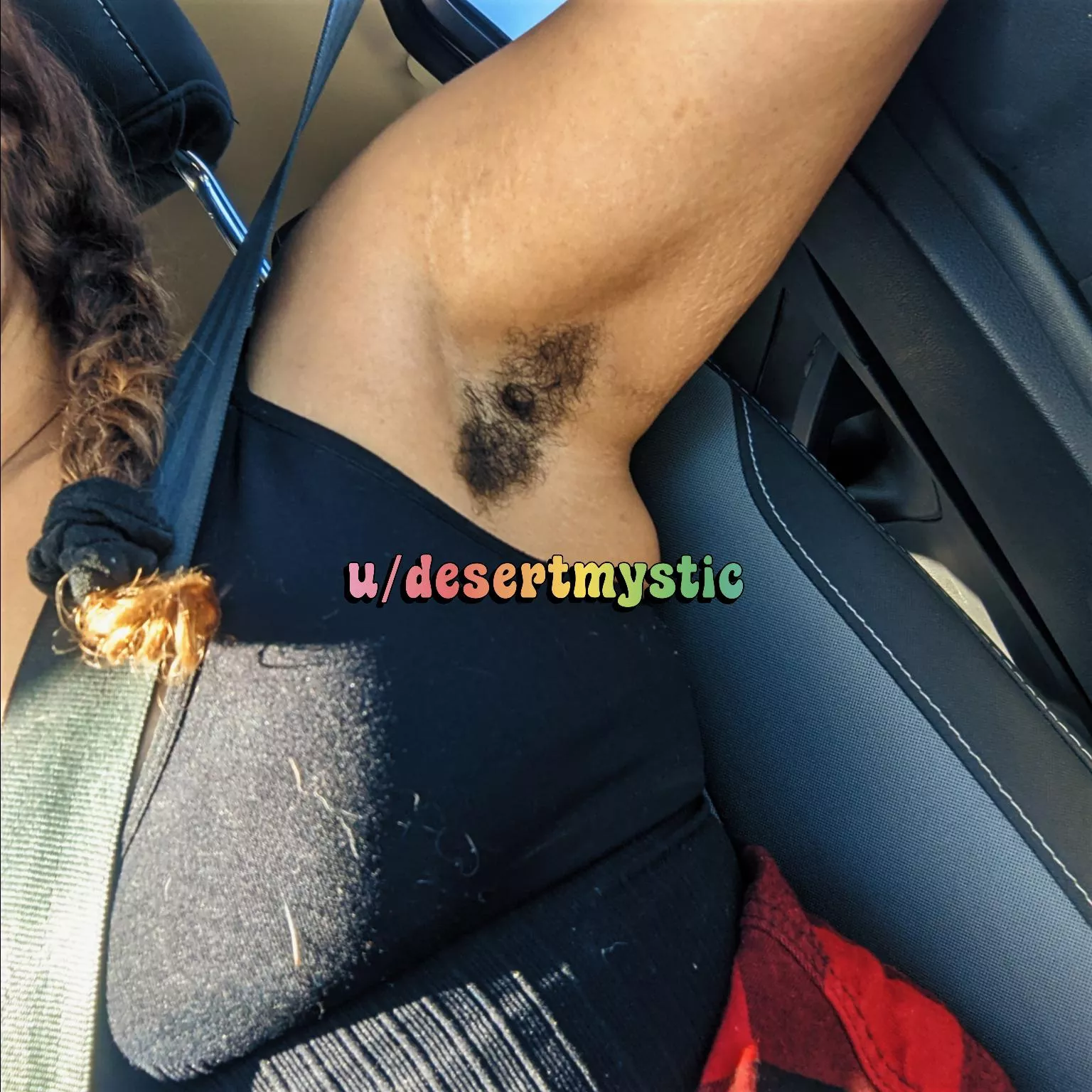 Omw to work 💋🖤