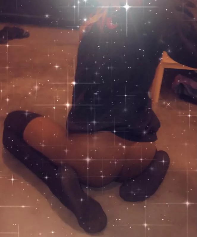 On my knees and ready to go