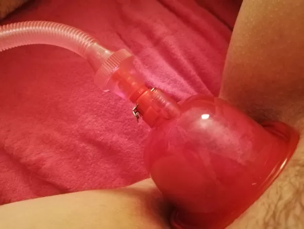 On the pump tonight 🤭 How long should I go this time? 🤤