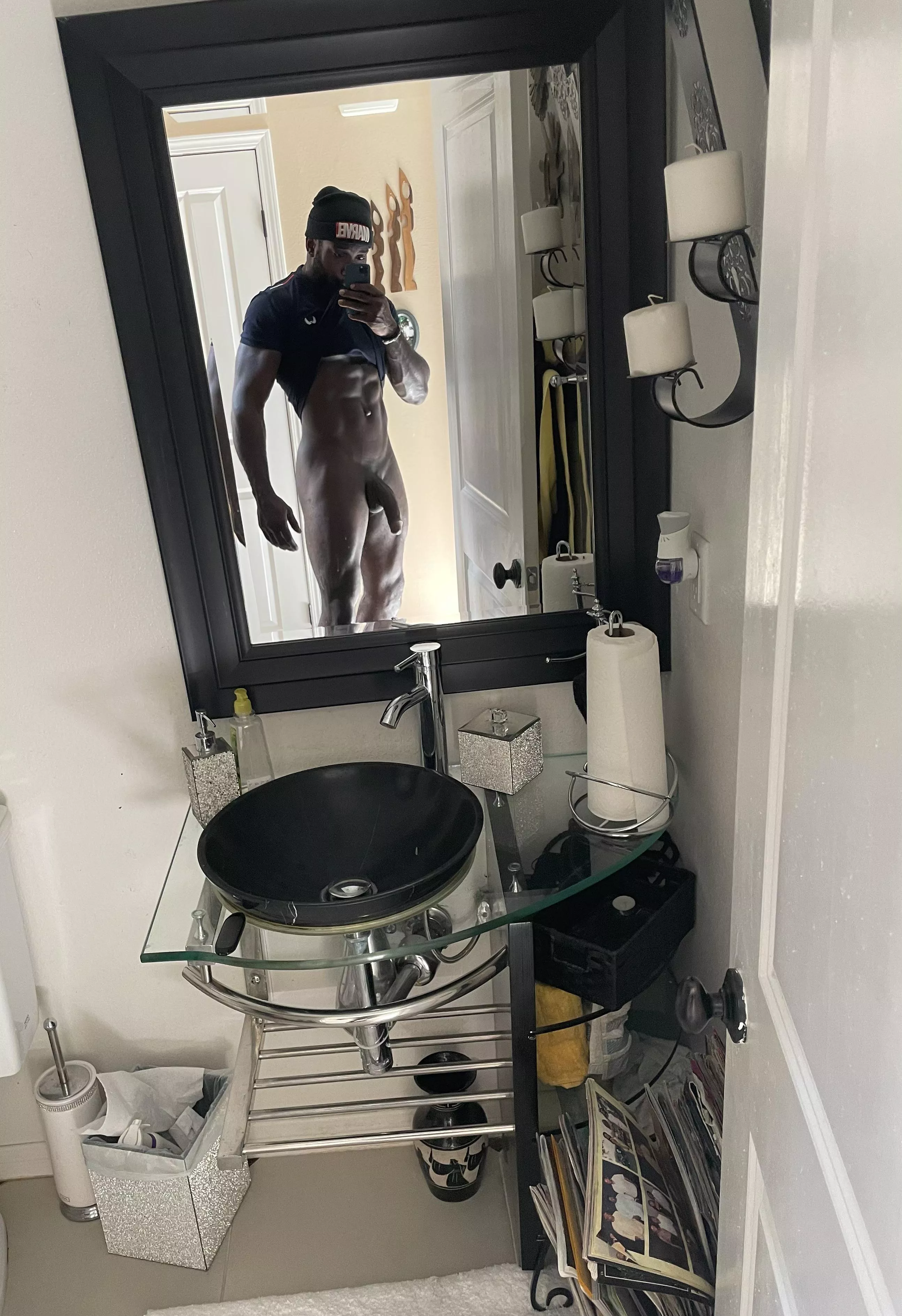*on ur knees* look up while I’m talkin to you baby, you goin make Daddy’s dick hard? *on ur knees* look up while I’m talkin to you baby, you goin make Daddy’s dick hard?